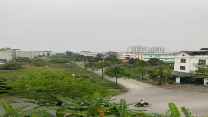 Bán Liền kề Thanh Hà B1.3 LK09 diện tích 100m2 mặt tiền 5m hướng Đông Nam đường 25m gần trường mầm non, giá tốt 
