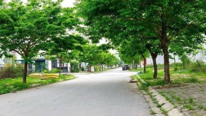 Bán biệt thự Thanh Hà A2.10 BT01 diện tích 230m2, mặt tiền 10m, mặt đường 20,5m, gần kênh và trường học #H5376.22